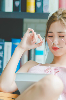 皇后难为HLH